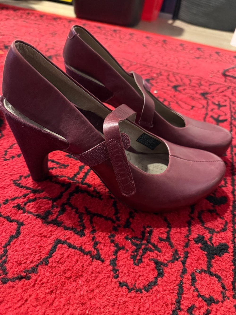Tsubo Burgundy Mary Jane Heels